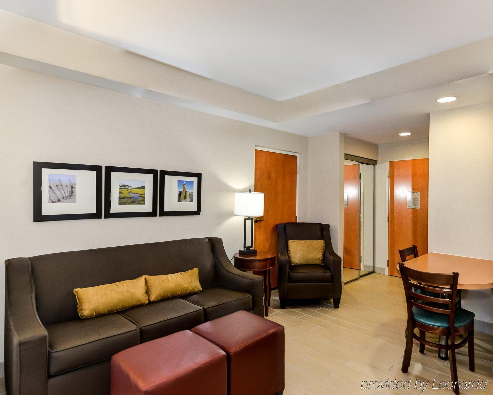 Comfort Suites Ocean City West West Ocean City Екстериор снимка